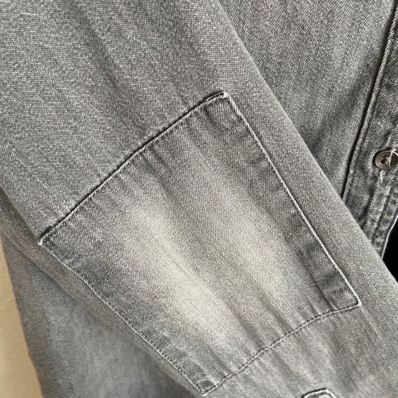 Grey Banana Republic Button Down - Picture 5 of 6